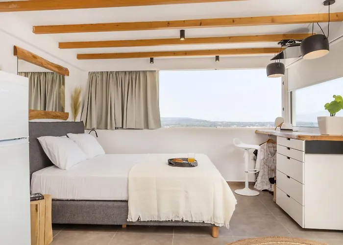 37 2 Heaven Apartamento Naxos City